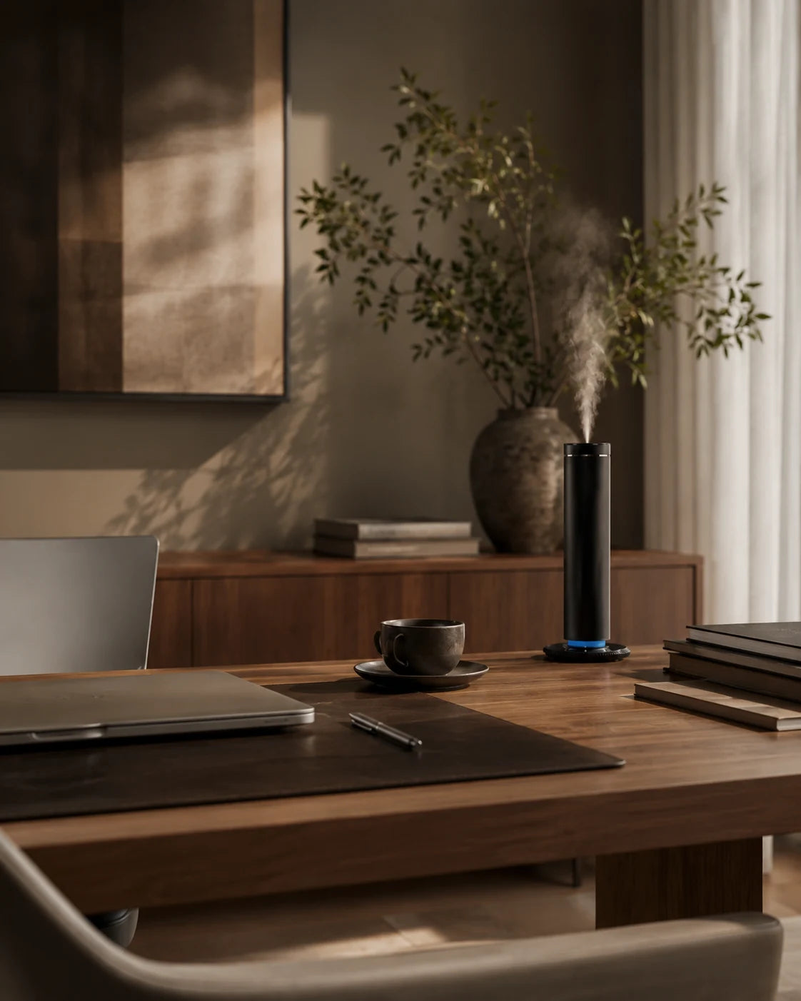 Home office with Borisov Home diffuser